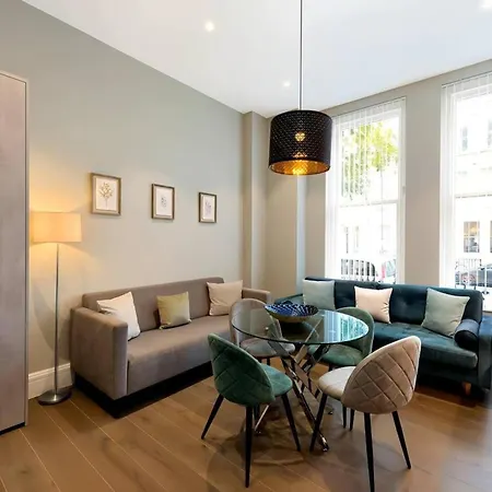 Collingham Road - 2 Bedroom Apartment I